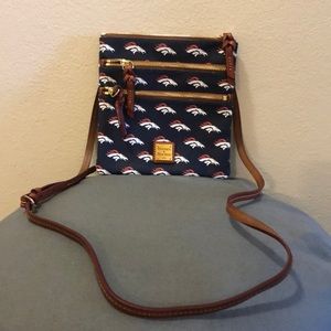 Dooney and Bourke Crossbody Purse